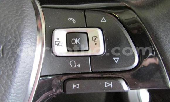 اشتري مستعمل Volkswagen Passat White سيارة في Maseru في Maseru اشتري مستعمل Volkswagen Passat White سيارة في Maseru في Maseru