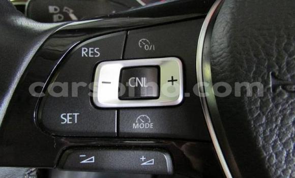 اشتري مستعمل Volkswagen Passat White سيارة في Maseru في Maseru اشتري مستعمل Volkswagen Passat White سيارة في Maseru في Maseru