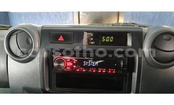 Acheter Occasion Voiture Toyota Land Cruiser Beige à Maseru, Maseru Acheter Occasion Voiture Toyota Land Cruiser Beige à Maseru, Maseru