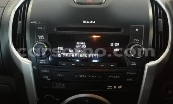 اشتري مستعمل Isuzu KB White سيارة في Maseru في Maseru اشتري مستعمل Isuzu KB White سيارة في Maseru في Maseru