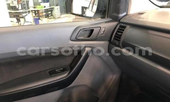 Sayi Na hannu Ford Ranger White Mota in Maseru a Maseru Sayi Na hannu Ford Ranger White Mota in Maseru a Maseru