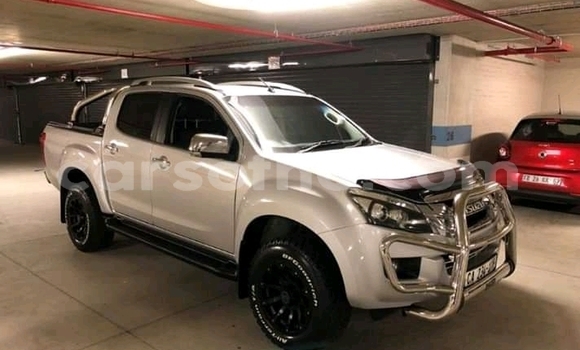 Acheter Occasion Voiture Isuzu KB Gris à Butha–Buthe, Thaba-Tseka Acheter Occasion Voiture Isuzu KB Gris à Butha–Buthe, Thaba-Tseka