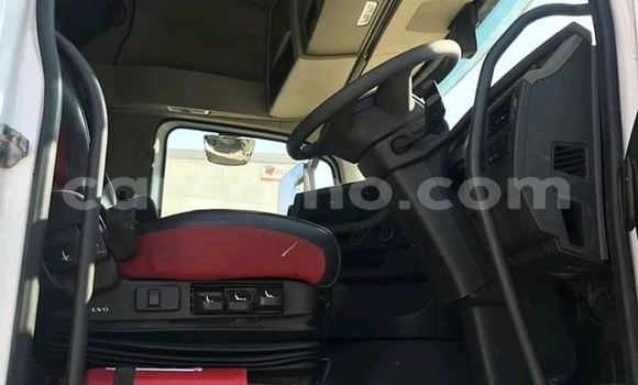 اشتري مستعمل Volvo 140 Series White سيارة في Butha–Buthe في Thaba-Tseka اشتري مستعمل Volvo 140 Series White سيارة في Butha–Buthe في Thaba-Tseka