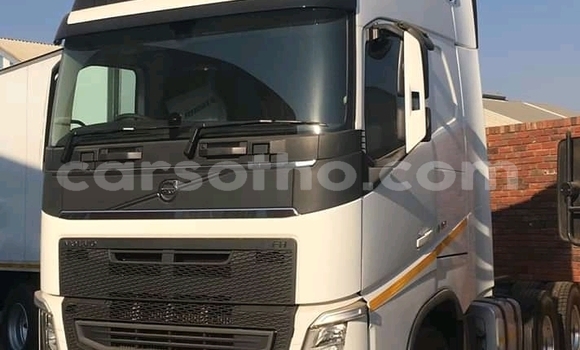 اشتري مستعمل Volvo 140 Series White سيارة في Butha–Buthe في Thaba-Tseka اشتري مستعمل Volvo 140 Series White سيارة في Butha–Buthe في Thaba-Tseka