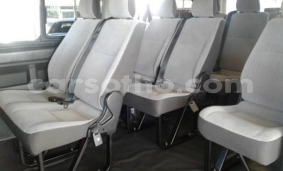اشتري مستعمل Toyota Hiace White سيارة في Butha–Buthe في Thaba-Tseka اشتري مستعمل Toyota Hiace White سيارة في Butha–Buthe في Thaba-Tseka