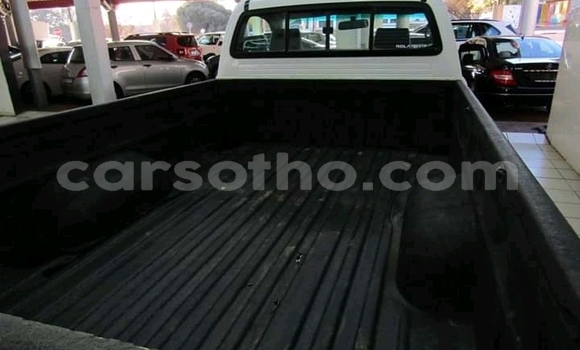 Acheter Occasion Voiture Toyota Hilux Blanc à Maseru, Maseru Acheter Occasion Voiture Toyota Hilux Blanc à Maseru, Maseru