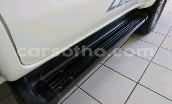 Acheter Occasion Voiture Toyota Hilux Blanc à Maseru, Maseru Acheter Occasion Voiture Toyota Hilux Blanc à Maseru, Maseru