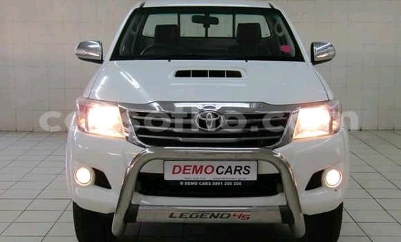 Acheter Occasion Voiture Toyota Hilux Blanc à Maseru, Maseru Acheter Occasion Voiture Toyota Hilux Blanc à Maseru, Maseru