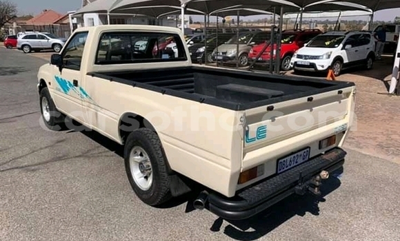 Acheter Occasion Voiture Isuzu KB Autre à Maseru, Maseru Acheter Occasion Voiture Isuzu KB Autre à Maseru, Maseru