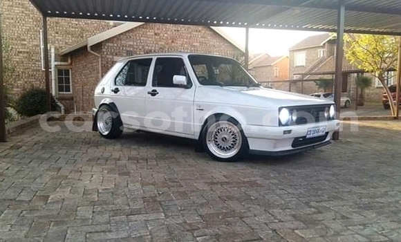 Acheter Occasion Voiture Volkswagen Golf Blanc à Maseru, Maseru Acheter Occasion Voiture Volkswagen Golf Blanc à Maseru, Maseru