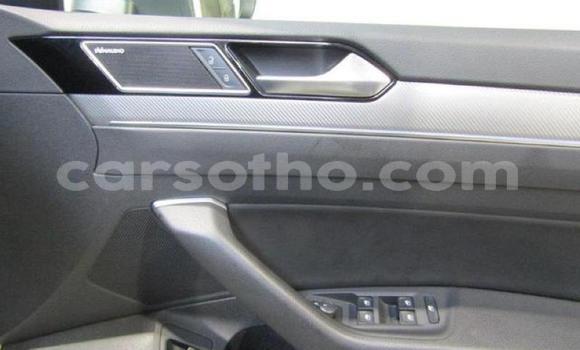 اشتري مستعمل Volkswagen Passat White سيارة في Maseru في Maseru اشتري مستعمل Volkswagen Passat White سيارة في Maseru في Maseru
