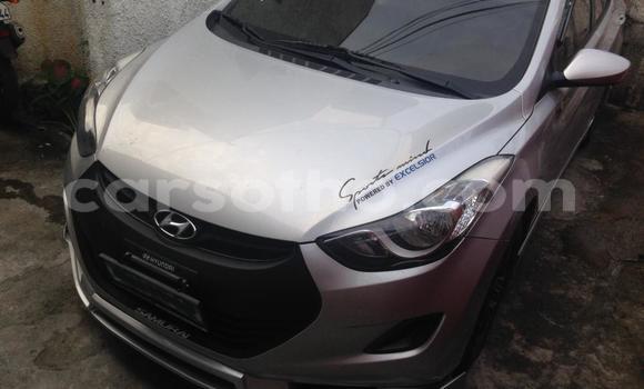 Sayi Na hannu Hyundai Elantra Silver Mota in Peka a Leribe