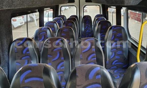 Acheter Occasion Voiture Mercedes Viano Blanc à Maseru, Maseru Acheter Occasion Voiture Mercedes Viano Blanc à Maseru, Maseru