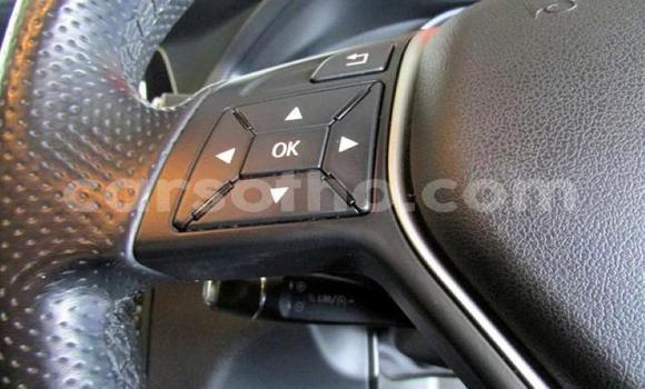 Sayi Na hannu Mercedes-Benz E–Class White Mota in Maseru a Maseru Sayi Na hannu Mercedes-Benz E–Class White Mota in Maseru a Maseru