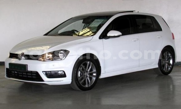 Sayi Na hannu Volkswagen Golf White Mota in Maseru a Maseru Sayi Na hannu Volkswagen Golf White Mota in Maseru a Maseru