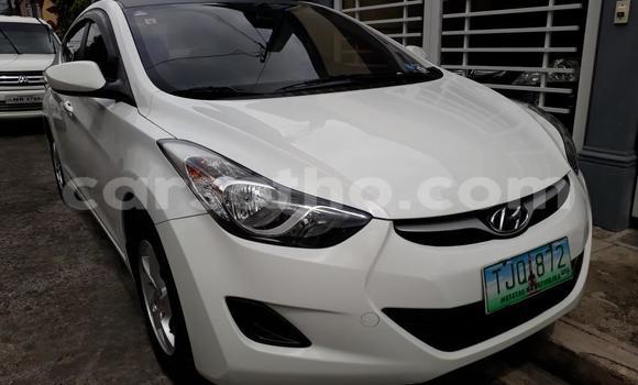 Sayi Na hannu Hyundai Elantra White Mota in Mokhotlong a Berea Sayi Na hannu Hyundai Elantra White Mota in Mokhotlong a Berea