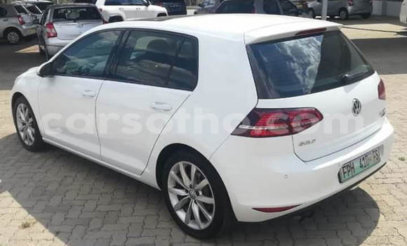 اشتري مستعمل Volkswagen Golf White سيارة في Maputsoa في Leribe اشتري مستعمل Volkswagen Golf White سيارة في Maputsoa في Leribe