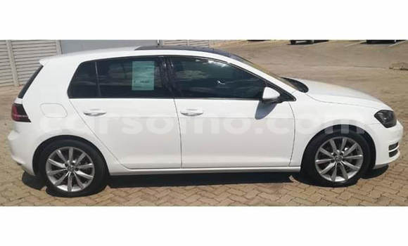 اشتري مستعمل Volkswagen Golf White سيارة في Maputsoa في Leribe اشتري مستعمل Volkswagen Golf White سيارة في Maputsoa في Leribe