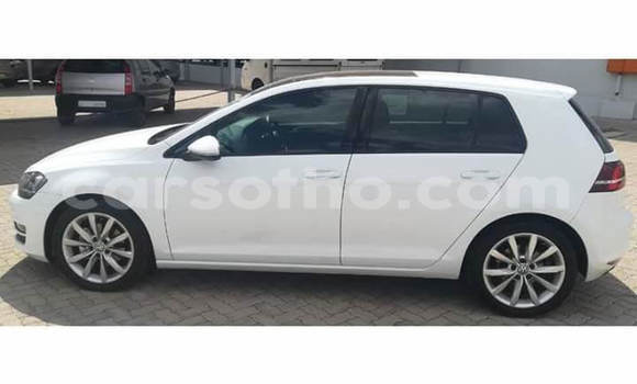 اشتري مستعمل Volkswagen Golf White سيارة في Maputsoa في Leribe اشتري مستعمل Volkswagen Golf White سيارة في Maputsoa في Leribe