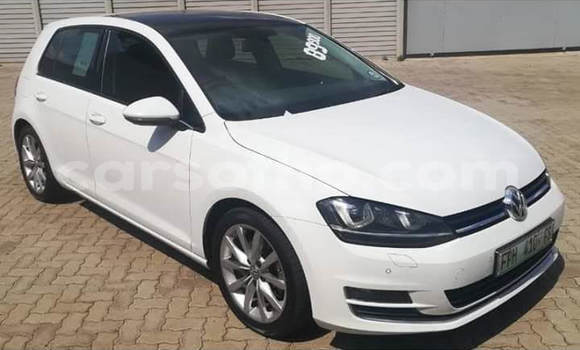 اشتري مستعمل Volkswagen Golf White سيارة في Maputsoa في Leribe اشتري مستعمل Volkswagen Golf White سيارة في Maputsoa في Leribe