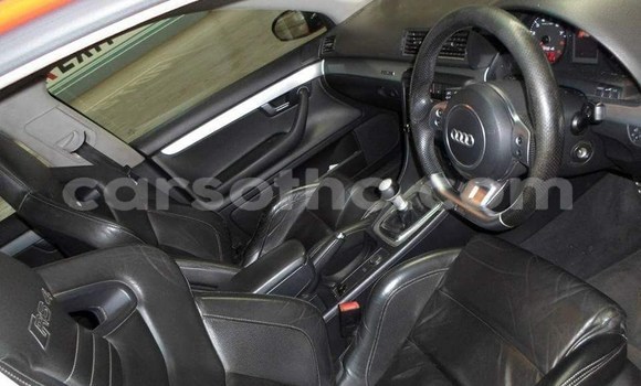 اشتري مستعمل Audi RS4 Red سيارة في Maputsoa في Leribe اشتري مستعمل Audi RS4 Red سيارة في Maputsoa في Leribe