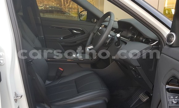 اشتري مستعمل Land Rover Range Rover Evoque White سيارة في Roma في Maseru اشتري مستعمل Land Rover Range Rover Evoque White سيارة في Roma في Maseru