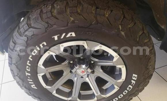 Sayi Na hannu Toyota Hilux White Mota in Maseru a Maseru Sayi Na hannu Toyota Hilux White Mota in Maseru a Maseru