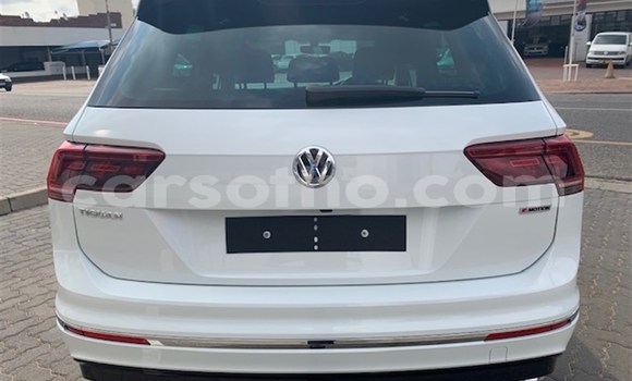 اشتري مستعمل Volkswagen Tiguan White سيارة في Maseru في Maseru اشتري مستعمل Volkswagen Tiguan White سيارة في Maseru في Maseru