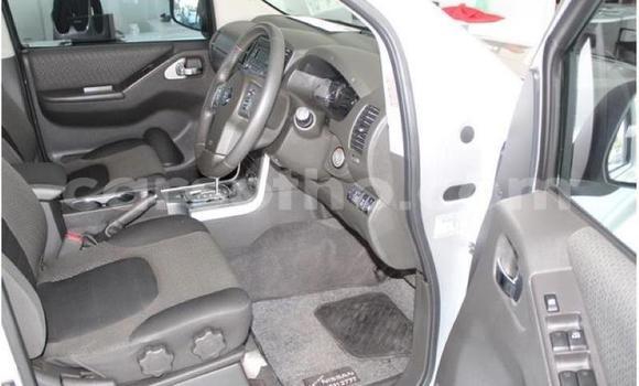 اشتري مستعمل Nissan Navara Silver سيارة في Maseru في Maseru اشتري مستعمل Nissan Navara Silver سيارة في Maseru في Maseru