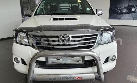اشتري مستعمل Toyota Hilux White سيارة في Maseru في Maseru اشتري مستعمل Toyota Hilux White سيارة في Maseru في Maseru