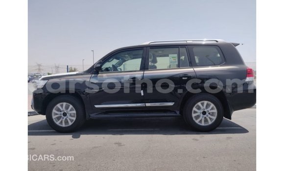 اشتري Imported Toyota Land Cruiser Black سيارة في Import - Dubai في Maseru اشتري Imported Toyota Land Cruiser Black سيارة في Import - Dubai في Maseru