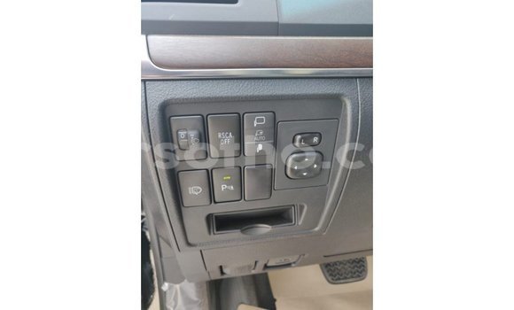 اشتري Imported Toyota Land Cruiser Black سيارة في Import - Dubai في Maseru اشتري Imported Toyota Land Cruiser Black سيارة في Import - Dubai في Maseru