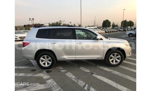Buy Import Toyota Highlander Other Car in Import - Dubai in Maseru Buy Import Toyota Highlander Other Car in Import - Dubai in Maseru