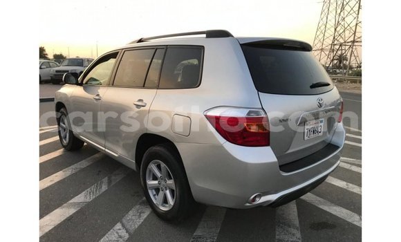 Buy Import Toyota Highlander Other Car in Import - Dubai in Maseru Buy Import Toyota Highlander Other Car in Import - Dubai in Maseru