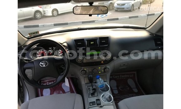 Buy Import Toyota Highlander Other Car in Import - Dubai in Maseru Buy Import Toyota Highlander Other Car in Import - Dubai in Maseru