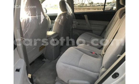 Buy Import Toyota Highlander Other Car in Import - Dubai in Maseru Buy Import Toyota Highlander Other Car in Import - Dubai in Maseru