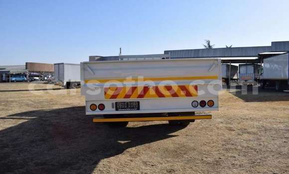 Acheter Occasion Utilitaire Hino 300 Series Blanc à Butha–Buthe, Thaba-Tseka Acheter Occasion Utilitaire Hino 300 Series Blanc à Butha–Buthe, Thaba-Tseka
