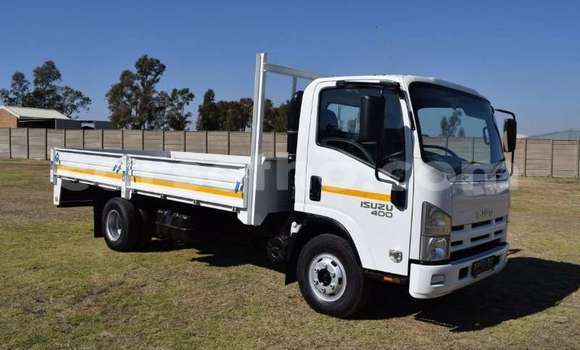 Acheter Occasion Utilitaire Isuzu FTR 850 Blanc à Maputsoa, Leribe Acheter Occasion Utilitaire Isuzu FTR 850 Blanc à Maputsoa, Leribe