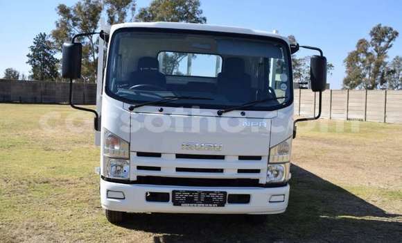 Acheter Occasion Utilitaire Isuzu FTR 850 Blanc à Maputsoa, Leribe Acheter Occasion Utilitaire Isuzu FTR 850 Blanc à Maputsoa, Leribe