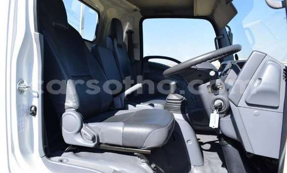 Acheter Occasion Utilitaire Isuzu FTR 850 Blanc à Maputsoa, Leribe Acheter Occasion Utilitaire Isuzu FTR 850 Blanc à Maputsoa, Leribe