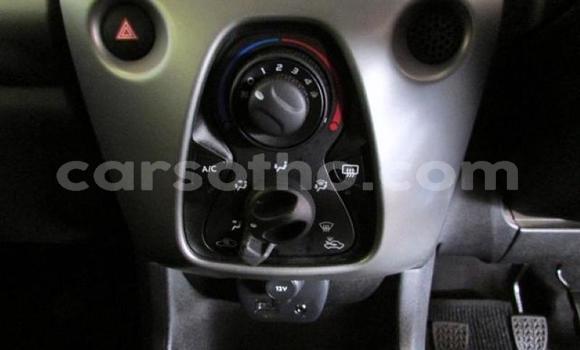 Acheter Occasion Voiture Toyota Aygo Bleu à Butha–Buthe, Thaba-Tseka Acheter Occasion Voiture Toyota Aygo Bleu à Butha–Buthe, Thaba-Tseka