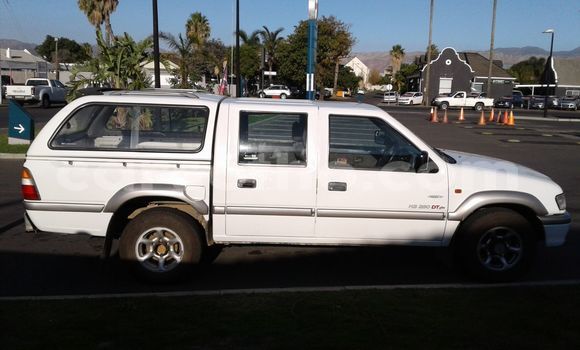 Acheter Occasion Voiture Isuzu KB Blanc à Maseru, Maseru Acheter Occasion Voiture Isuzu KB Blanc à Maseru, Maseru