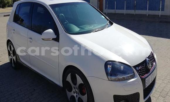 Sayi Na hannu Volkswagen Golf GTI White Mota in Maseru a Maseru Sayi Na hannu Volkswagen Golf GTI White Mota in Maseru a Maseru
