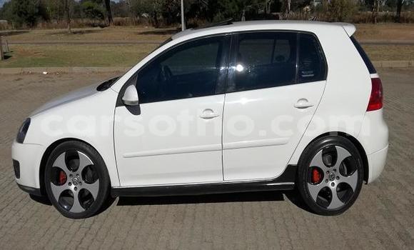 Sayi Na hannu Volkswagen Golf GTI White Mota in Maseru a Maseru Sayi Na hannu Volkswagen Golf GTI White Mota in Maseru a Maseru