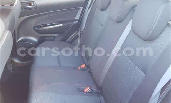 اشتري مستعمل Suzuki Swift Red سيارة في Maseru في Maseru اشتري مستعمل Suzuki Swift Red سيارة في Maseru في Maseru
