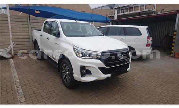Acheter Occasion Voiture Toyota Hilux Blanc à Maseru, Maseru Acheter Occasion Voiture Toyota Hilux Blanc à Maseru, Maseru