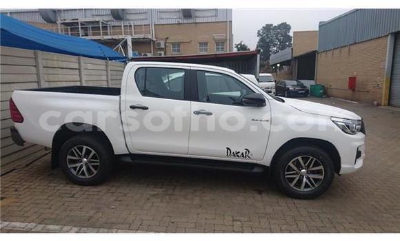 Acheter Occasion Voiture Toyota Hilux Blanc à Maseru, Maseru Acheter Occasion Voiture Toyota Hilux Blanc à Maseru, Maseru
