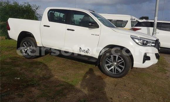 Acheter Occasion Voiture Toyota Pickup Blanc à Maseru, Maseru Acheter Occasion Voiture Toyota Pickup Blanc à Maseru, Maseru