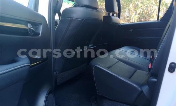 Acheter Occasion Voiture Toyota Pickup Blanc à Maseru, Maseru Acheter Occasion Voiture Toyota Pickup Blanc à Maseru, Maseru