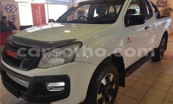 اشتري مستعمل Isuzu KB White سيارة في Maseru في Maseru اشتري مستعمل Isuzu KB White سيارة في Maseru في Maseru